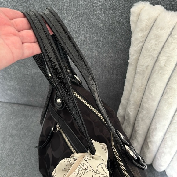 Coach Large Poppy Black Signature Logo Tote Purse Bag 18988 - Picture 9 of 13